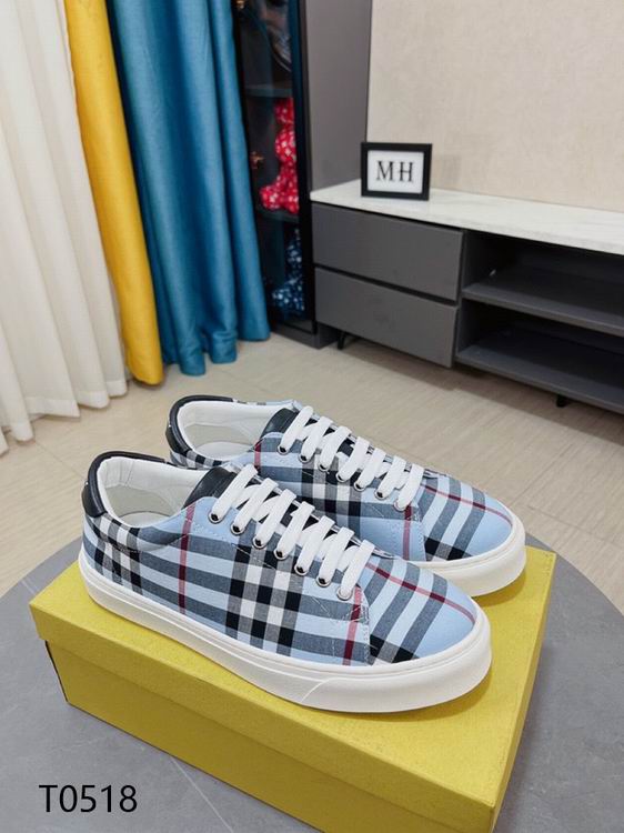 men Burberry shoes-115